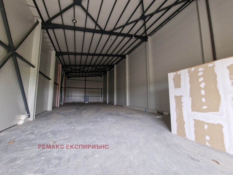 Дава под наем СКЛАД, гр. Пловдив, Индустриална зона - Юг, снимка 5 - Складове - 52985392