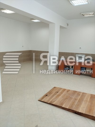 Дава под наем МАГАЗИН, гр. Варна, Владислав Варненчик 1, снимка 3 - Магазини - 53102434