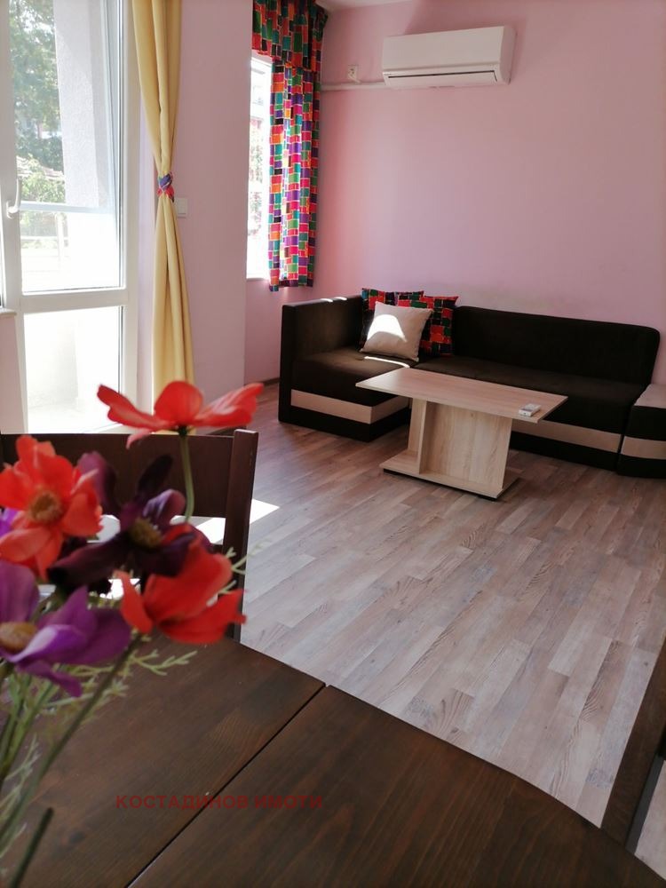 Para alugar  1 quarto Plovdiv , Vastanitcheski , 65 m² | 66251392