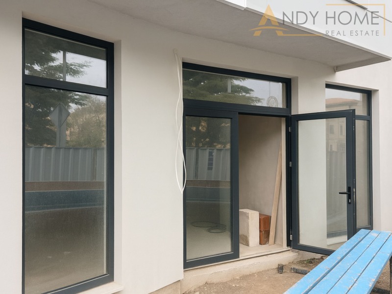 Дава под наем МАГАЗИН, гр. Бургас, Център, снимка 2 - Магазини - 52430807