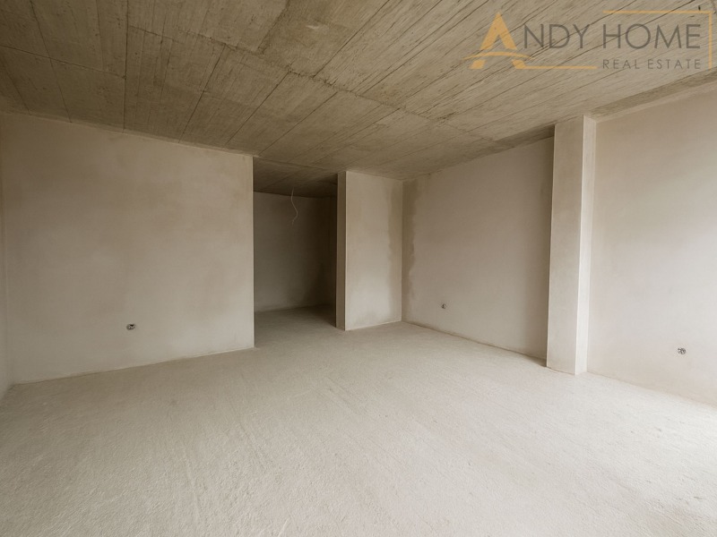 Дава под наем МАГАЗИН, гр. Бургас, Център, снимка 4 - Магазини - 52430807