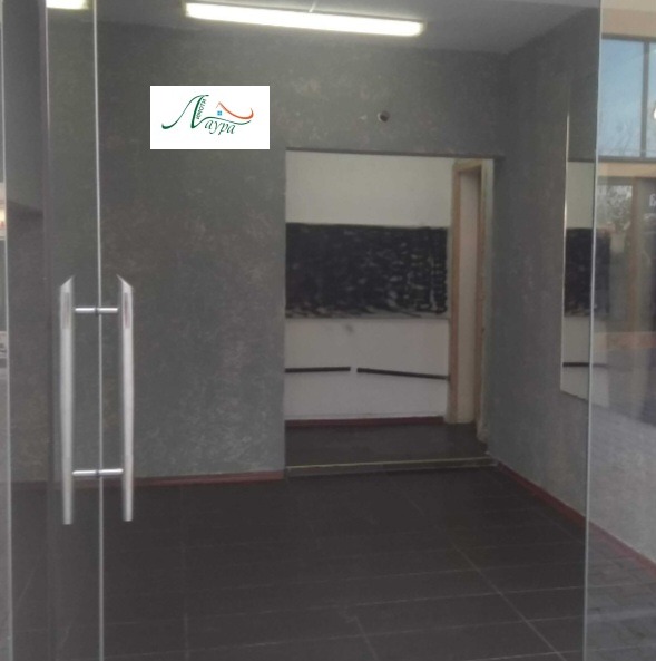 Дава под наем  Магазин град Шумен , Център , 27 кв.м | 93065706 - изображение [3]