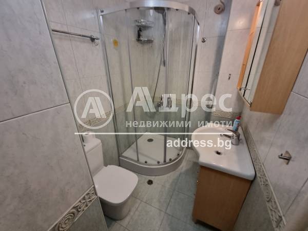 Дава под наем МНОГОСТАЕН, гр. София, Център, снимка 13 - Апартаменти - 55105750
