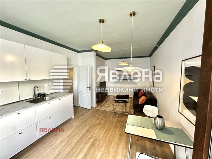 Под наем 2-СТАЕН, град София, Център • 750 € / 1466.87 лв. • 82138950 1