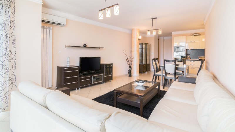 Para alugar  2 quartos Sofia , Lozenec , 100 m² | 36536608