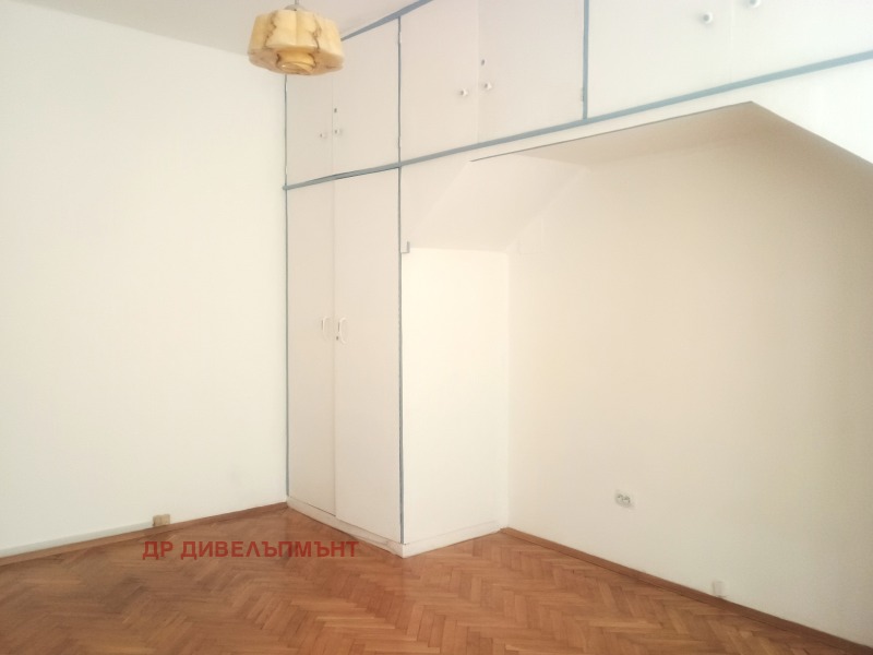 Дава под наем 3-СТАЕН, гр. София, Център, снимка 10 - Апартаменти - 53039212