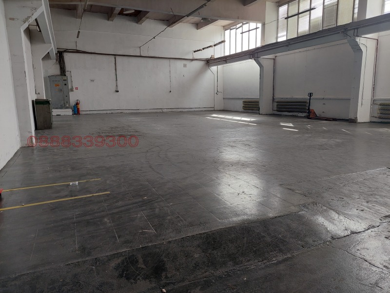 Дава под наем ПРОМ. ПОМЕЩЕНИЕ, гр. Русе, Родина 1, снимка 4 - Производствени сгради - 52780651