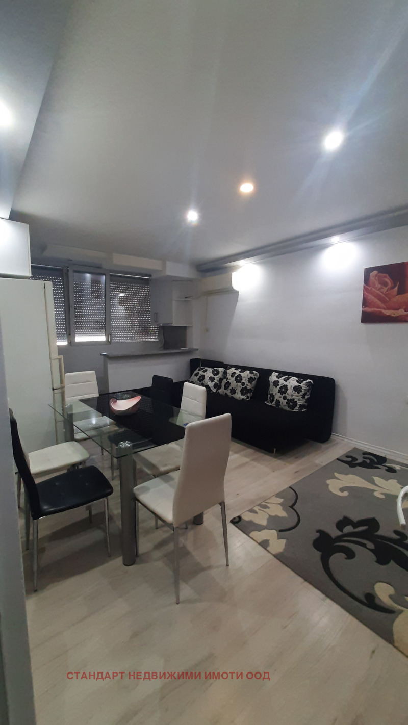 Дава под наем 3-СТАЕН, гр. Пловдив, Тракия