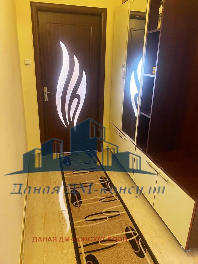 Дава под наем  Етаж от къща град Шумен , Пазара , 100 кв.м | 91772023 - изображение [9]