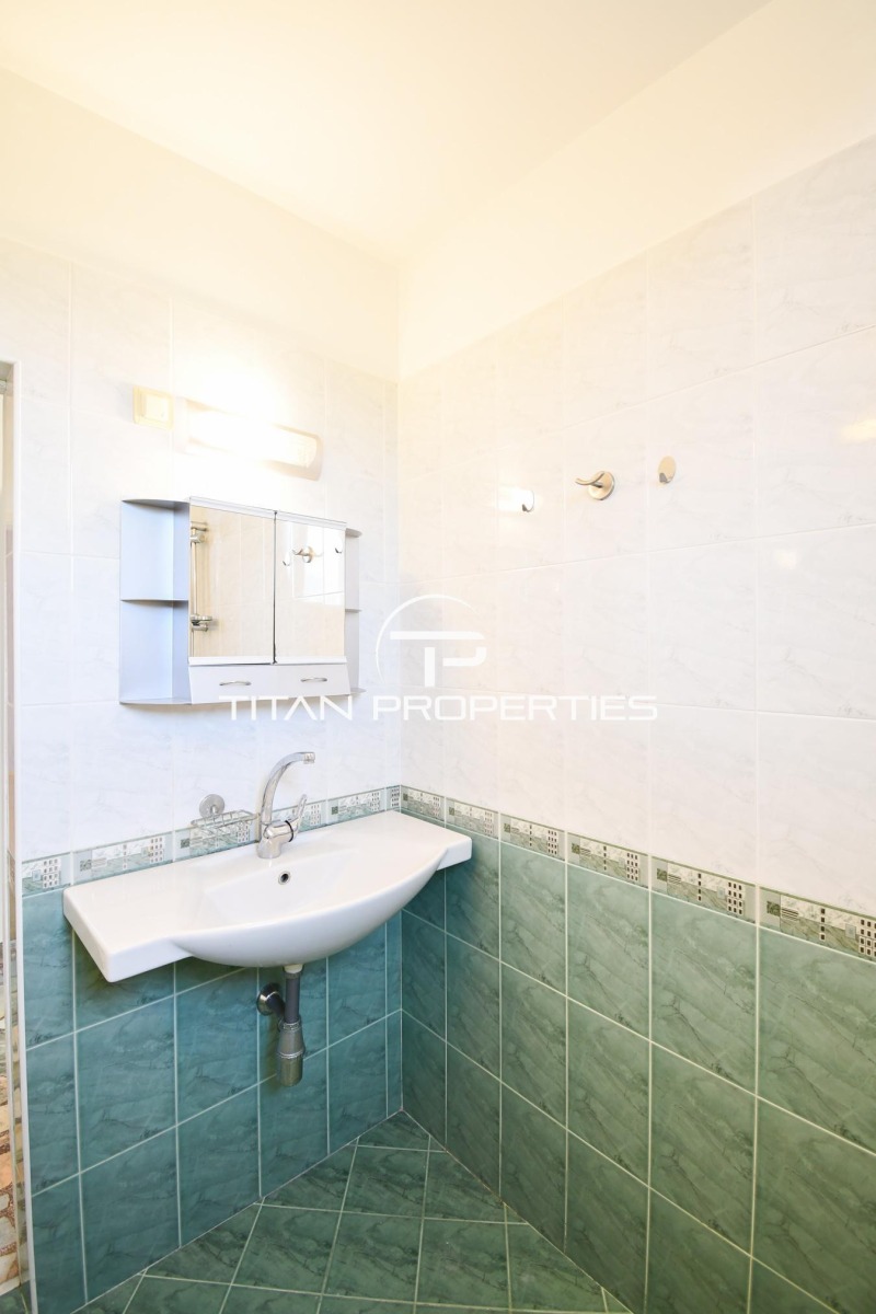 För uthyrning  Hus Golv Sofia , Bojana , 113 kvm | 15045695 - bild [12]