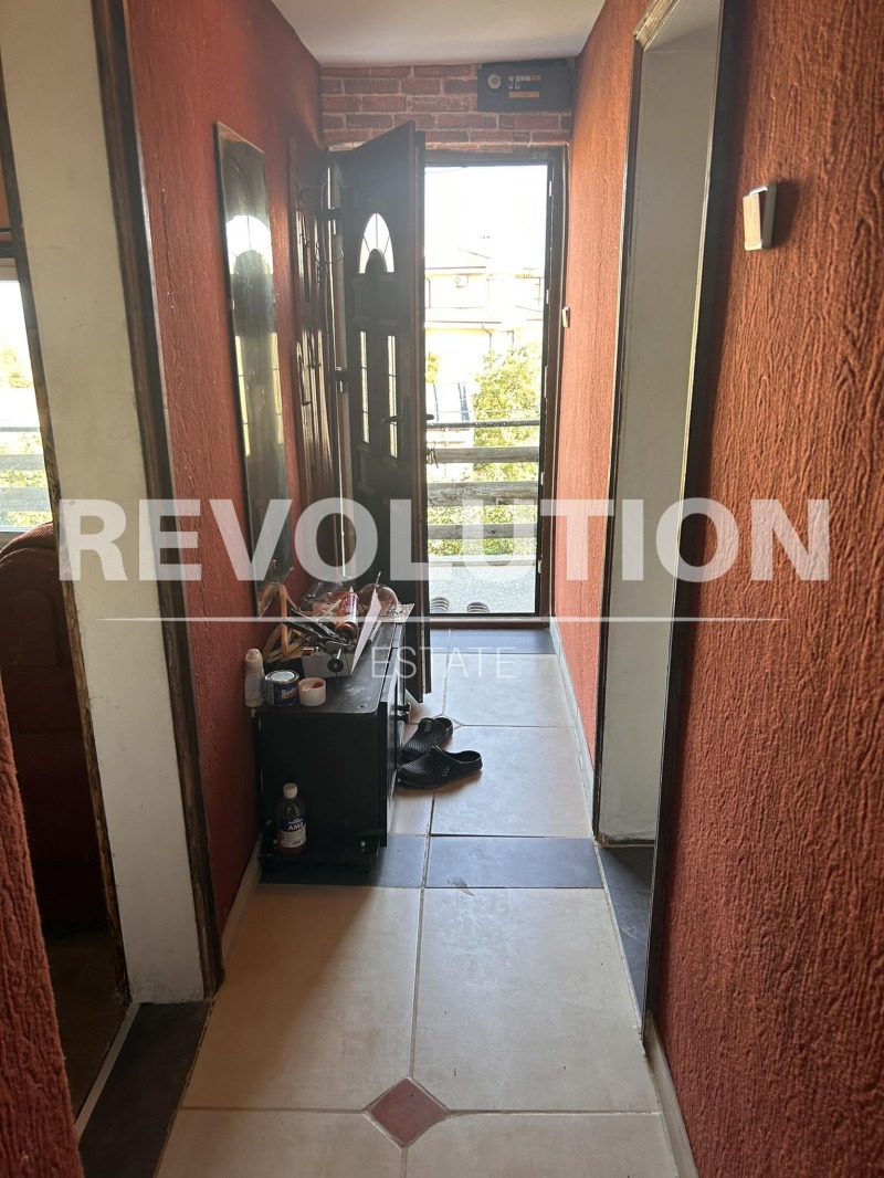 Дава под наем ЕТАЖ ОТ КЪЩА, гр. Варна, м-т Долна Трака, снимка 3 - Етаж от къща - 51374477