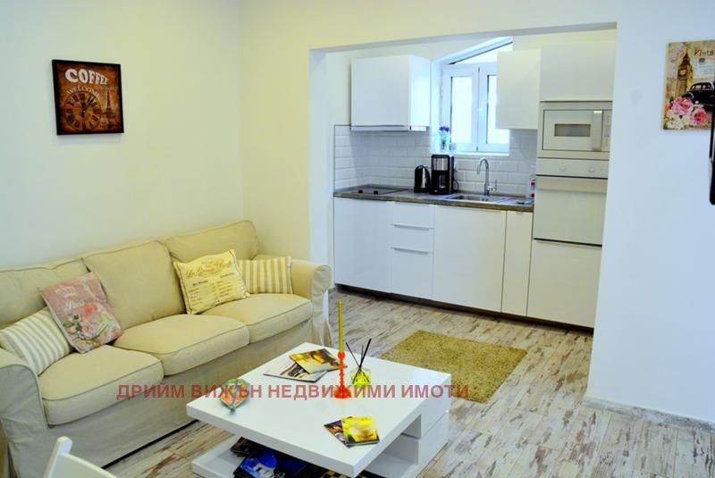 De inchiriat  1 dormitor Sofia , Țentâr , 50 mp | 26903413