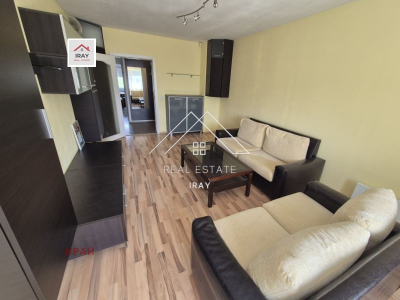 Te huur  3+ slaapkamer Stara Zagora , Zjeleznik - tsentar , 90 m² | 49443099