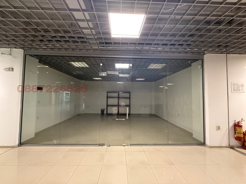 Издаје се  Канцеларија Пловдив , Центар , 33 м2 | 62489302 - слика [2]