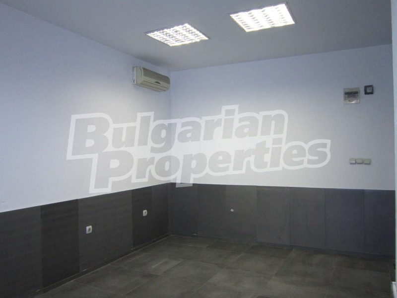 Дава под Наем ОФИС в град Варна, Център - 40 кв.м / 410 € » 801.89 лв., БЪЛГЕРИАН ПРОПЕРТИС ВАРНА