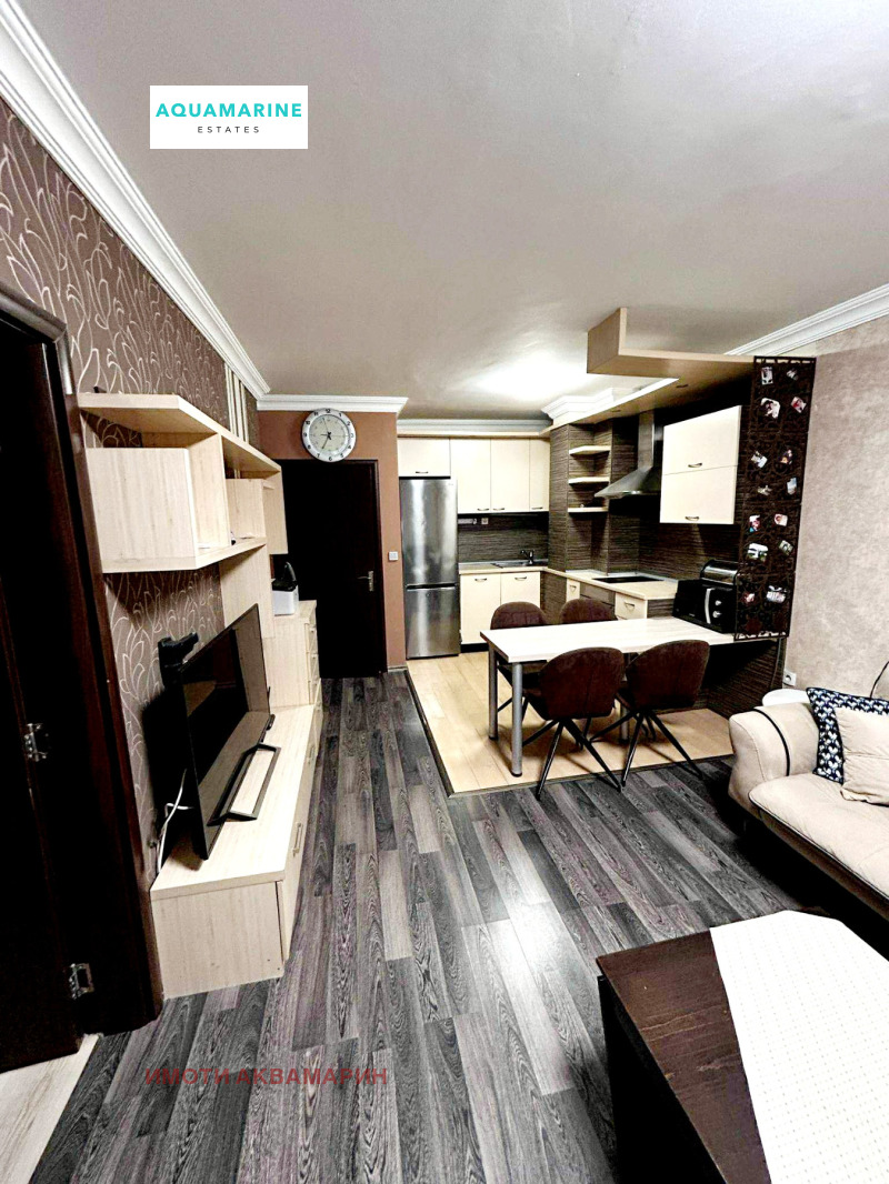 Zu vermieten  2 Schlafzimmer Warna , Wazraschdane 1 , 80 qm | 92382754 - Bild [3]