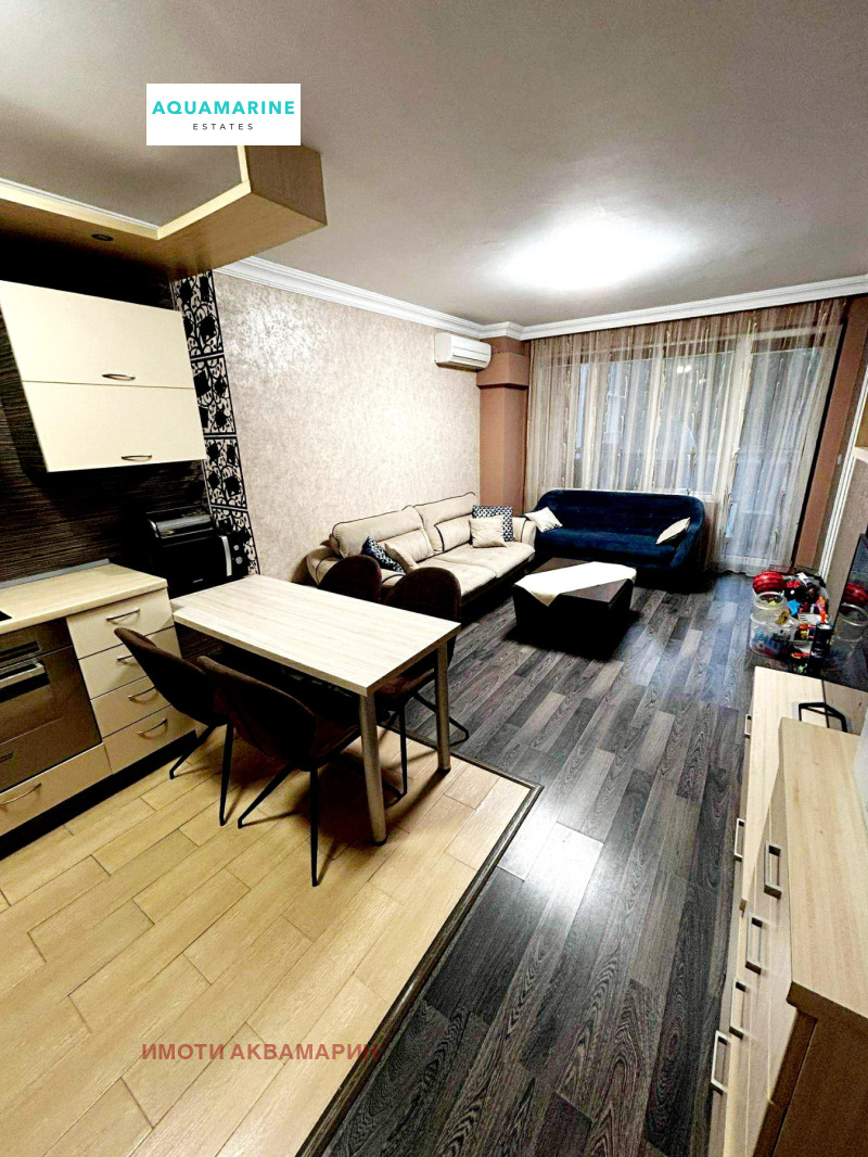 Zu vermieten  2 Schlafzimmer Warna , Wazraschdane 1 , 80 qm | 92382754 - Bild [2]