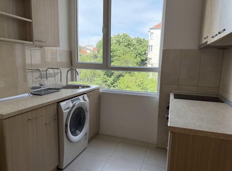 En renta  1 dormitorio Sofia , Tsentar , 72 metros cuadrados | 37518649 - imagen [4]