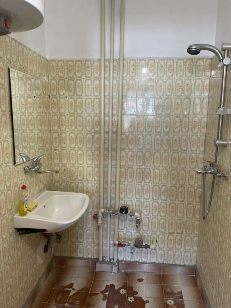 Издаје се  3+ спаваћа соба Плевен , Идеален центар , 85 м2 | 71028110 - слика [9]