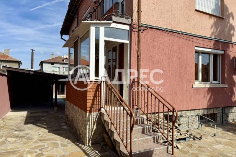 Do wynajęcia  Piętro domu region Sofia , Bożuriszcze , 100 mkw | 83907063 - obraz [17]