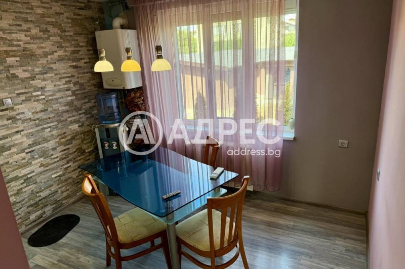 Do wynajęcia  Piętro domu region Sofia , Bożuriszcze , 100 mkw | 83907063 - obraz [6]