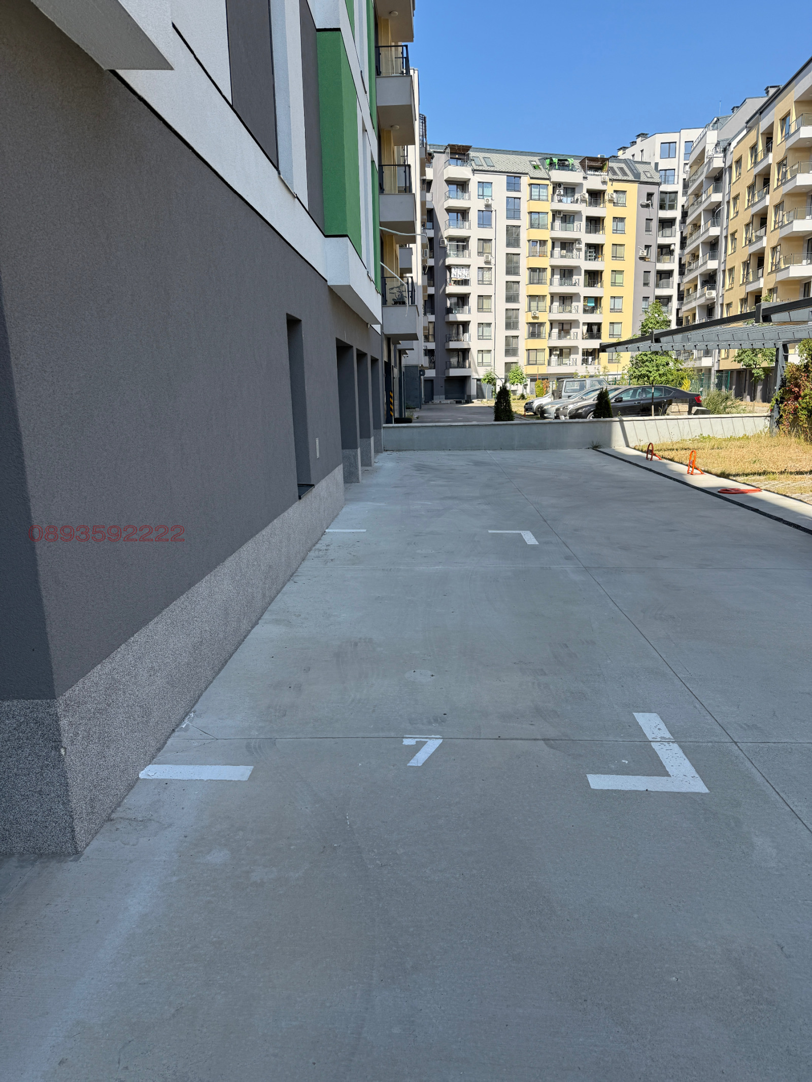 Дава под наем ГАРАЖ, ПАРКОМЯСТО, гр. София, Връбница 2