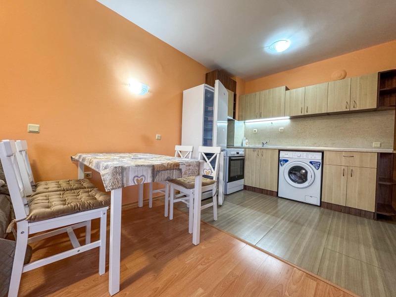 Дава под наем 2-СТАЕН, гр. Бургас, Зорница, снимка 2 - Апартаменти - 52360995