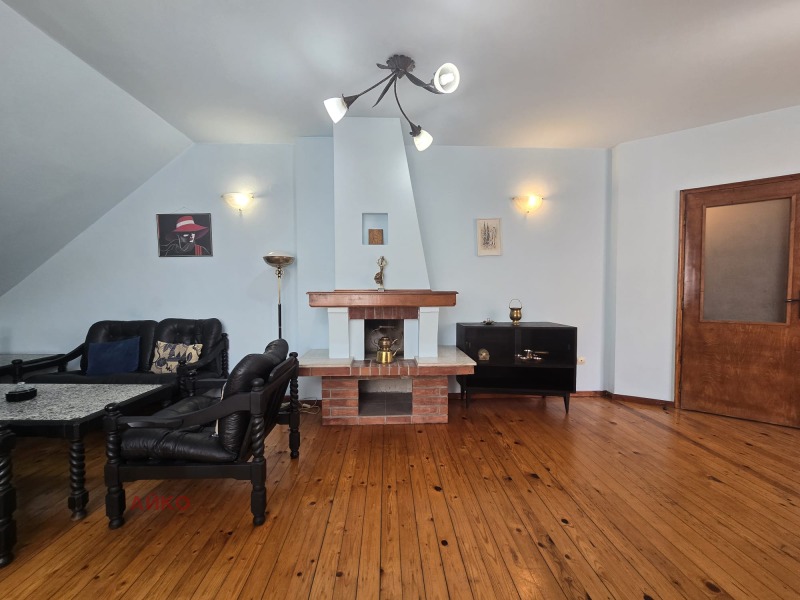 Дава под наем 2-СТАЕН, гр. София, Център