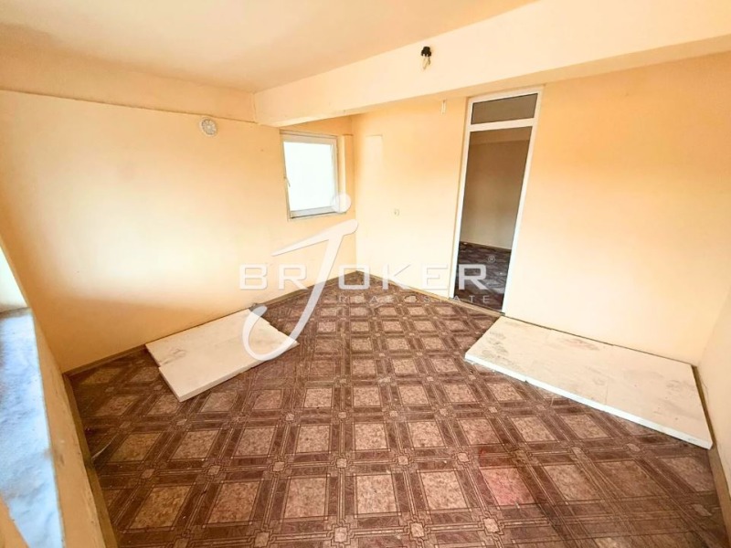 Дава под наем ПРОМ. ПОМЕЩЕНИЕ, гр. Кърджали, Промишлена зона - Изток, снимка 8 - Производствени сгради - 53534163