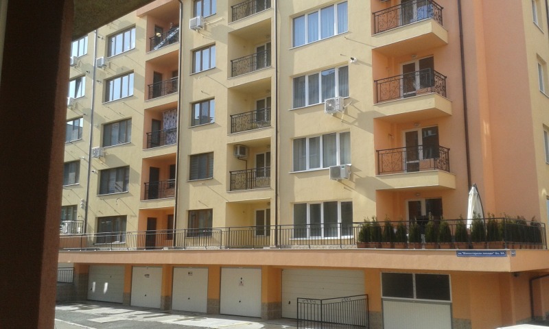 Дава под Наем 2-СТАЕН в град София, Гоце Делчев - 65 кв.м / 600 € » 1 173.50 лв., АГЕНЦИЯ ДОМ ОТ ЗОРА