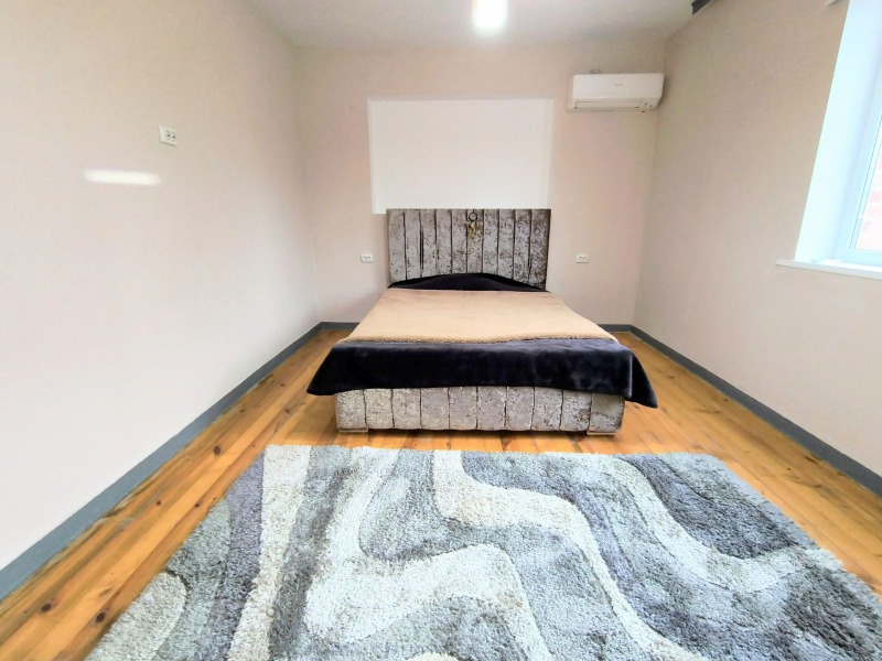 Дава под Наем 4-СТАЕН в град Пловдив, Христо Смирненски - 100 кв.м / 650 € » 1 271.29 лв., СЕМЕЕН КОМПАС ЕООД