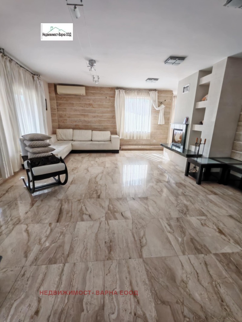 Под наем КЪЩА, град Варна, м-т Евксиноград • 2000 € • 71723640 — Holmes.bg