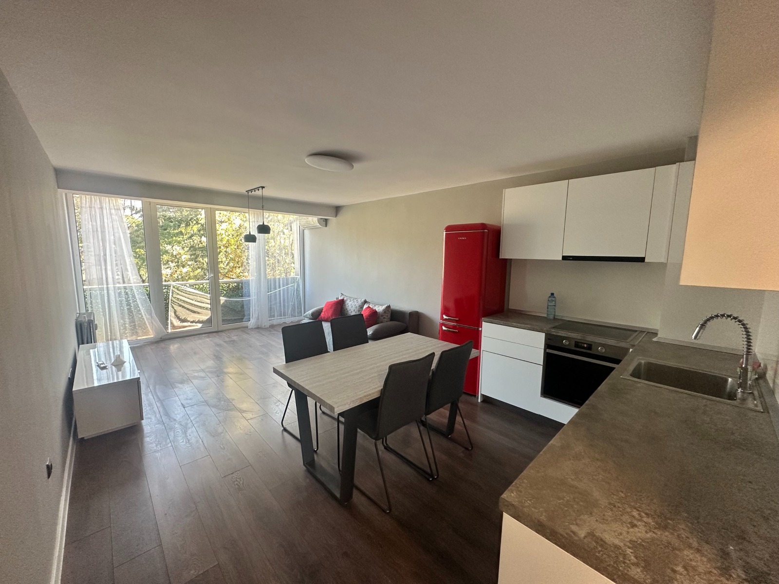 Дава под наем 3-СТАЕН, гр. София, Иван Вазов