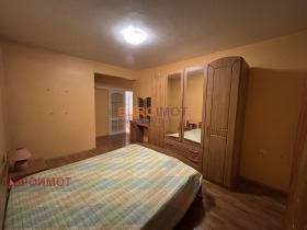 ���� ��� ���� 3-����� | Imot.bg � ����� ������ 8