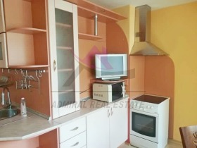 3 ložnice Čajka, Varna