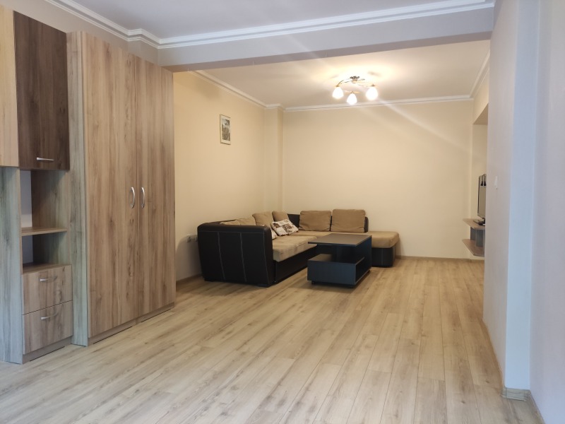 В оренду  2 спальні София , Център , 84 кв.м | 97719284