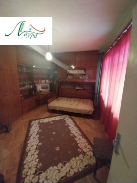 ���� ��� ���� 3-����� | Imot.bg � ����� ������ 8