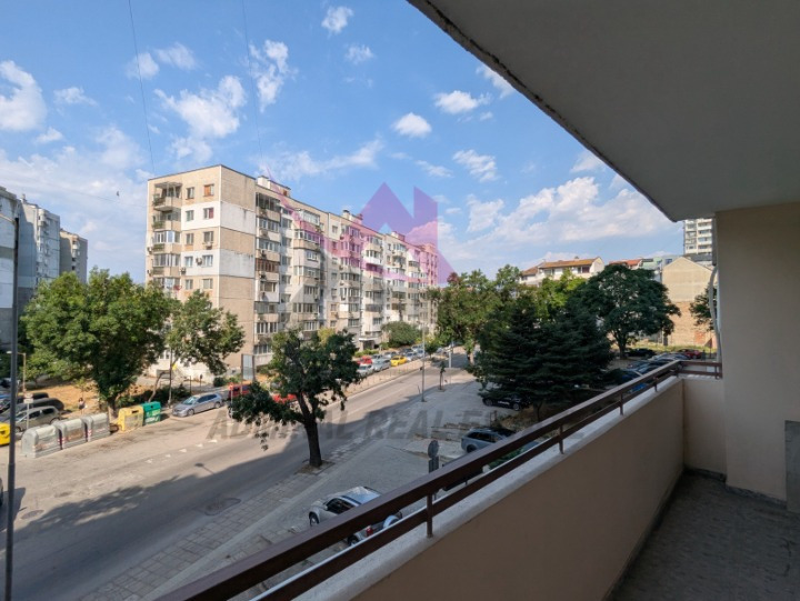 Дава под наем 4-СТАЕН, гр. Варна, Център, снимка 13 - Апартаменти - 56117806