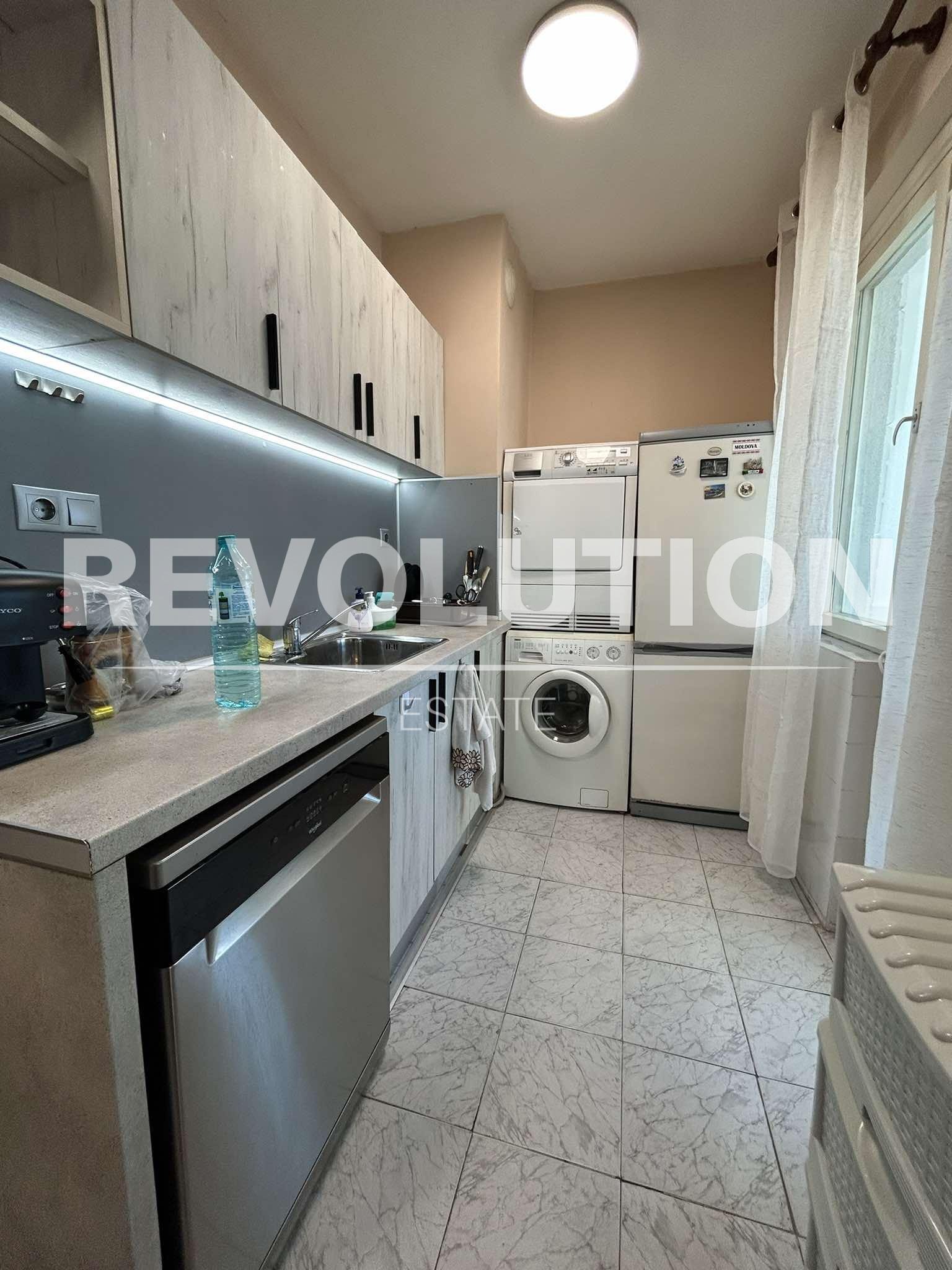 Дава под наем 3-СТАЕН, гр. Варна, Лятно кино Тракия