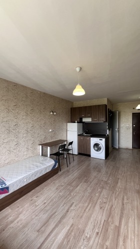 Studio Lyulin 7, Sofia