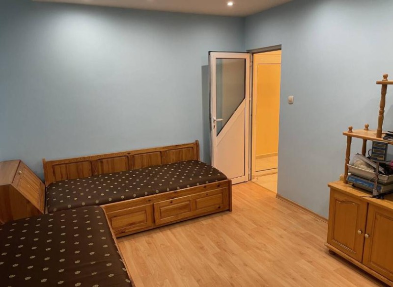 De inchiriat  2 dormitoare Plovdiv , Izgrev , 80 mp | 79158927 - imagine [2]