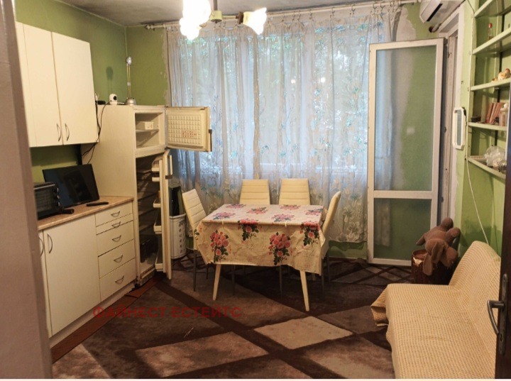 Под наем 4-СТАЕН, град София, Оборище • 1100 лв. • 93874664 — Holmes.bg