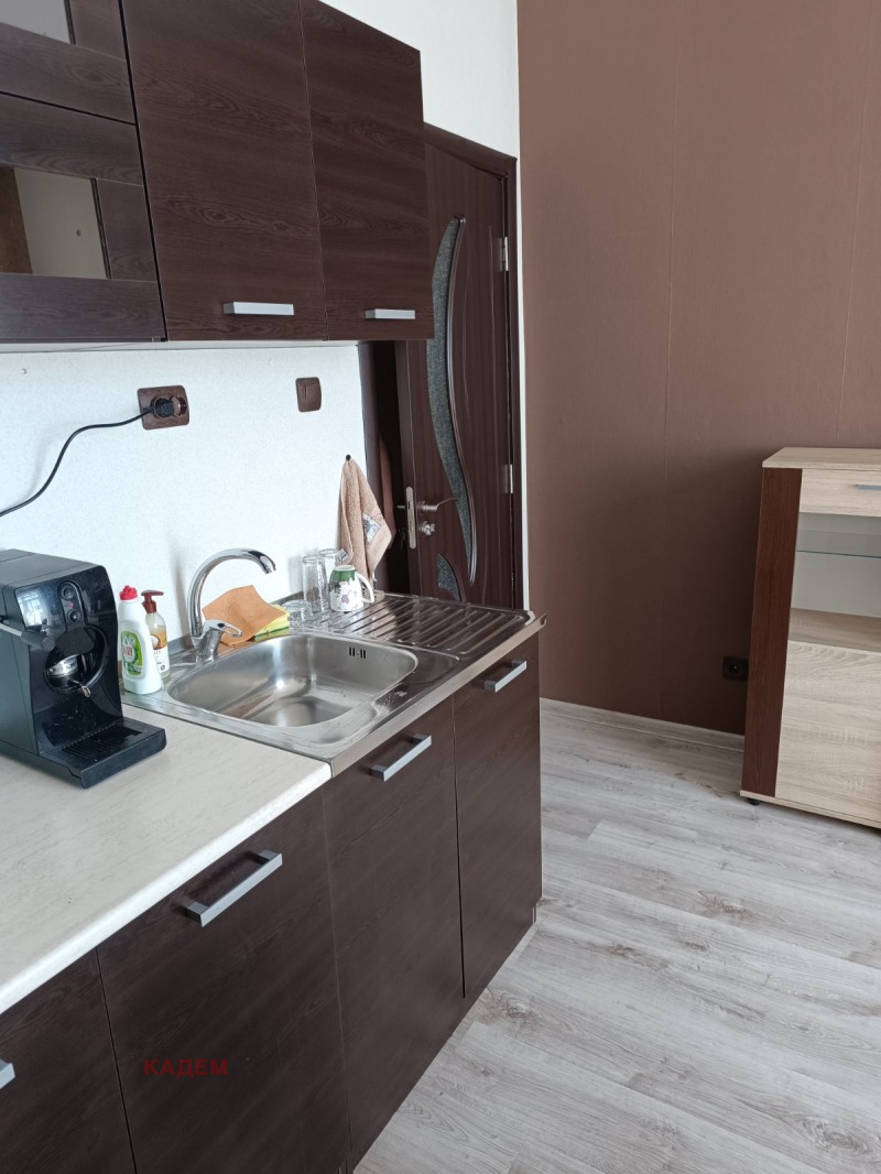 Дава под наем  2-стаен град Перник , Мошино , 63 кв.м | 57908713 - изображение [9]