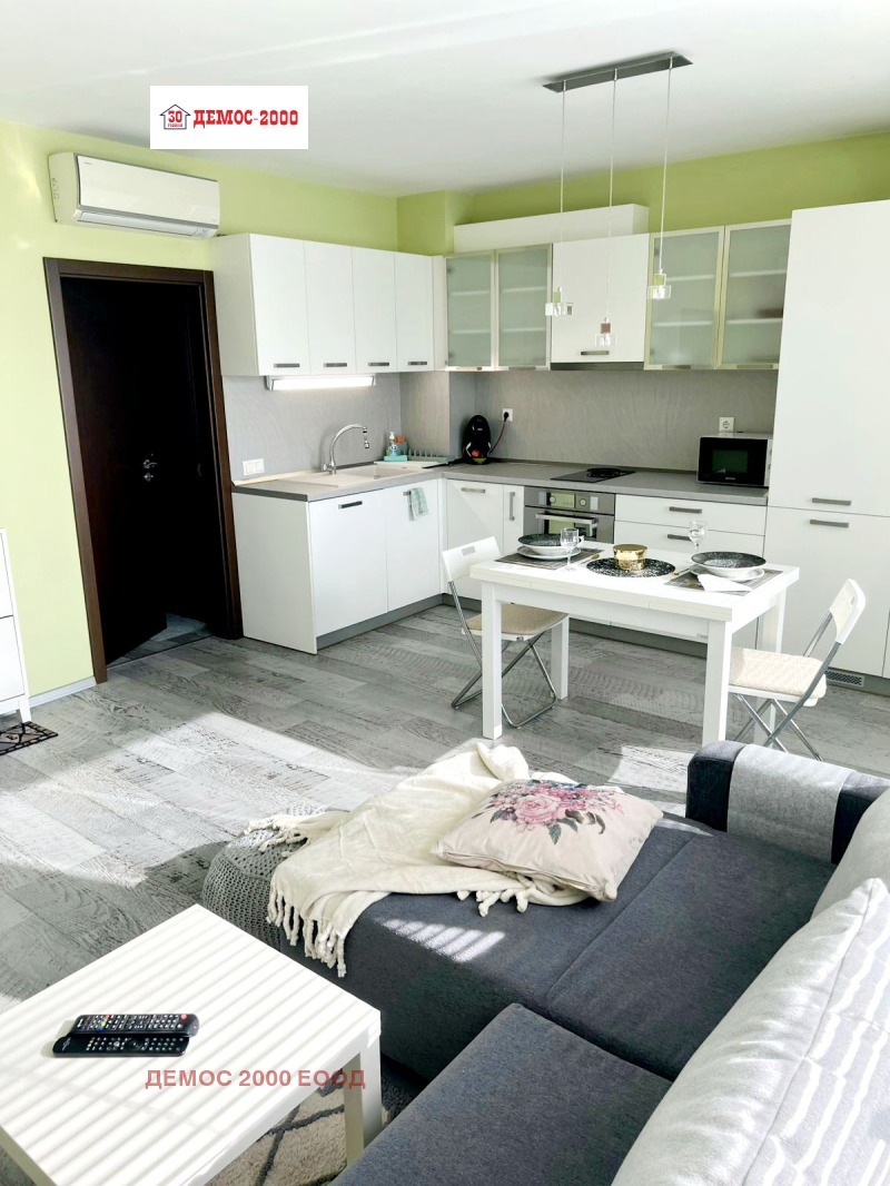 Дава под наем 2-СТАЕН, гр. Варна, ВИНС-Червен площад