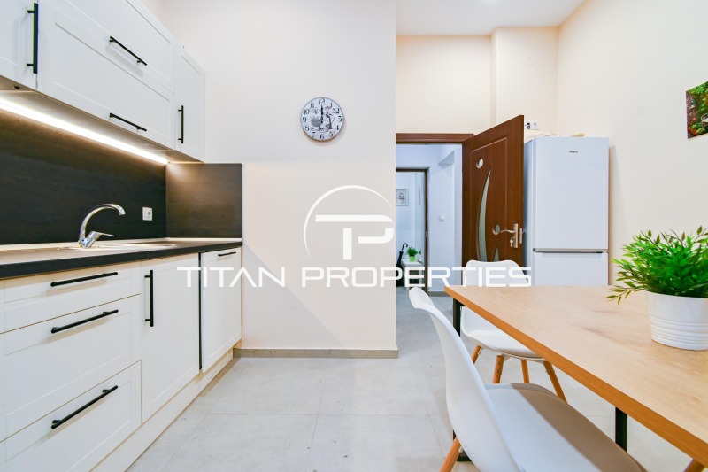 Дава под наем 3-СТАЕН, гр. София, Център, снимка 4 - Апартаменти - 52659392