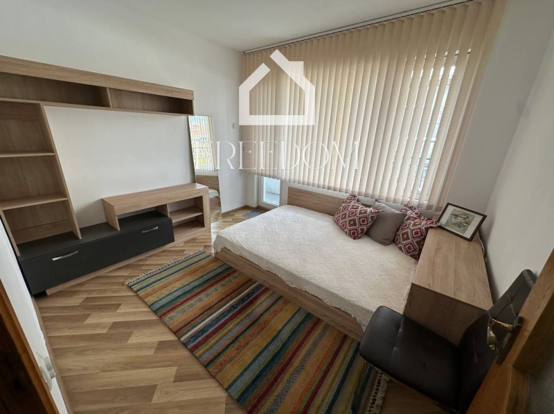 Дава под наем 4-СТАЕН, гр. Варна, Колхозен пазар, снимка 3 - Апартаменти - 52639591