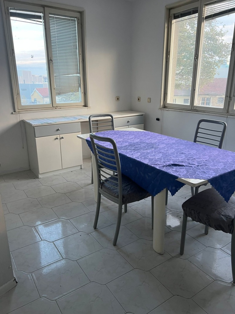 Zu vermieten  Hausboden Plowdiw , Kjutschuk Parisch , 120 qm | 87425144 - Bild [4]