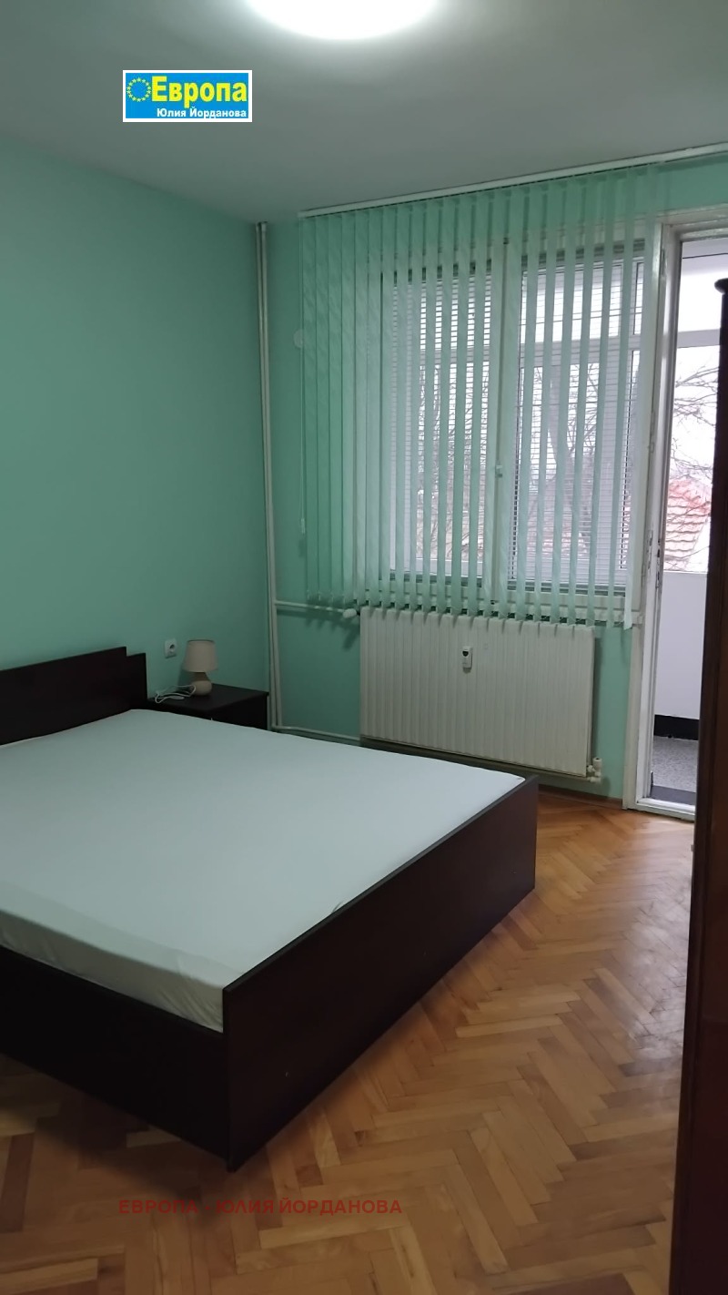 Дава под наем 2-СТАЕН, гр. Русе, Център, снимка 4 - Апартаменти - 53111438