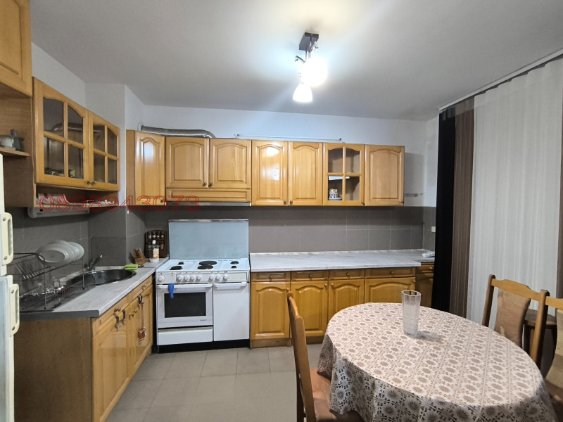 Дава под наем 2-СТАЕН, гр. София, Изток, снимка 2 - Апартаменти - 53213317