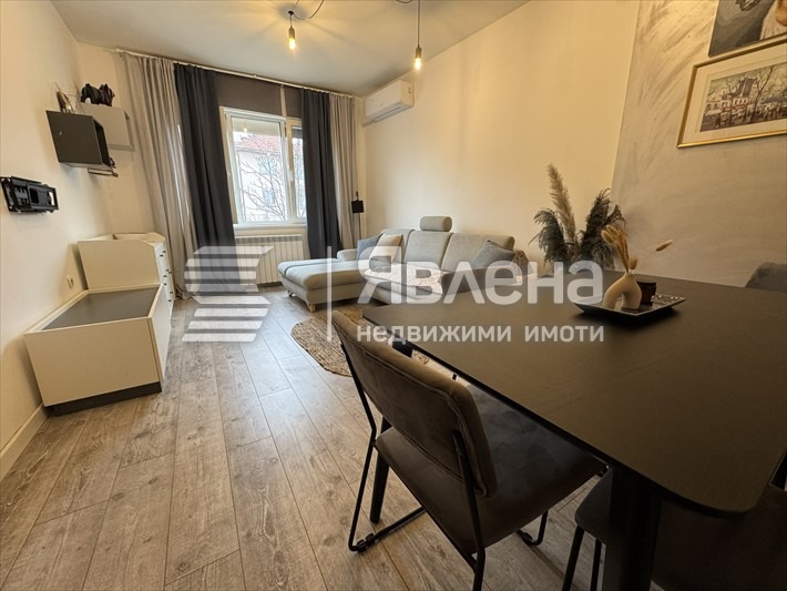 Дава под наем 2-СТАЕН, гр. София, Център, снимка 4 - Апартаменти - 54061016